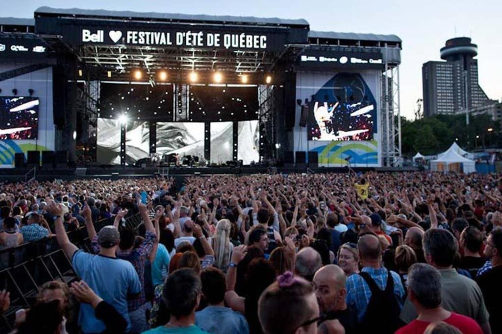 Chez Edouard by Hébergements DCL Québec Esterno foto