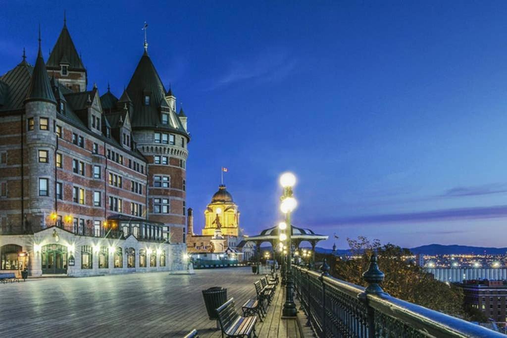 Chez Edouard by Hébergements DCL Québec Esterno foto